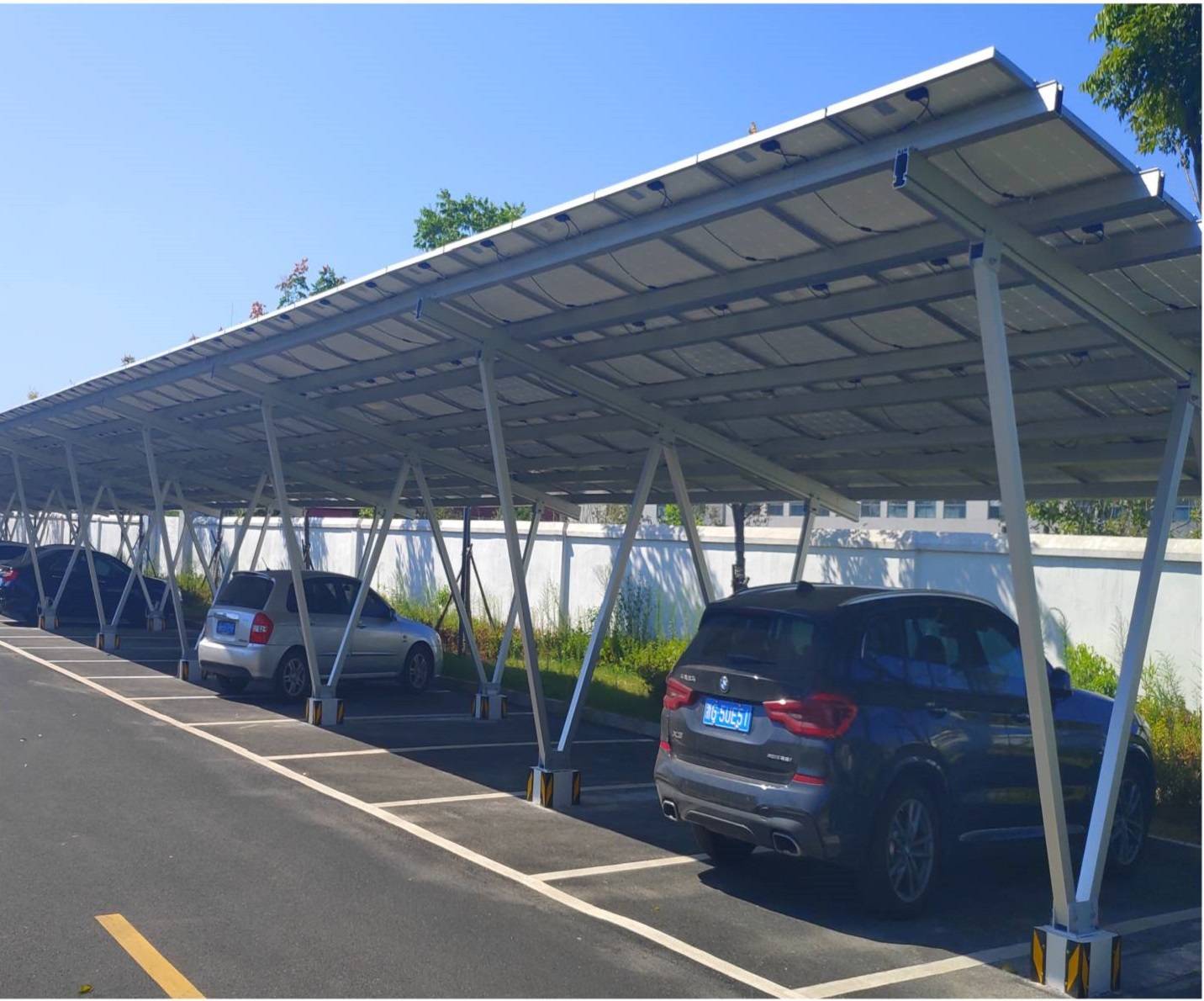 Montagem fotovoltaica de estacionamento à prova d'água