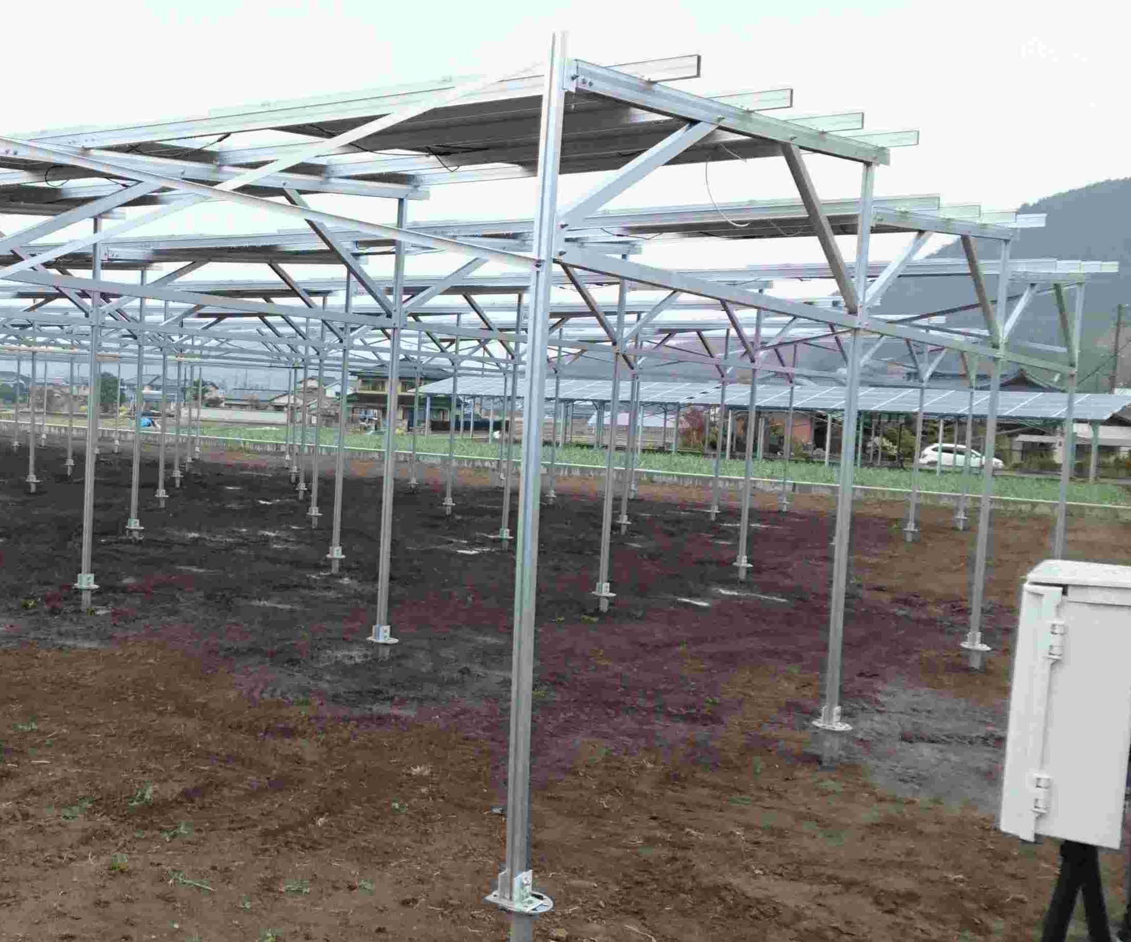 montagem fotovoltaica agrícola