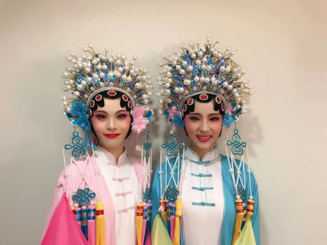 Experience Chinese opera culture